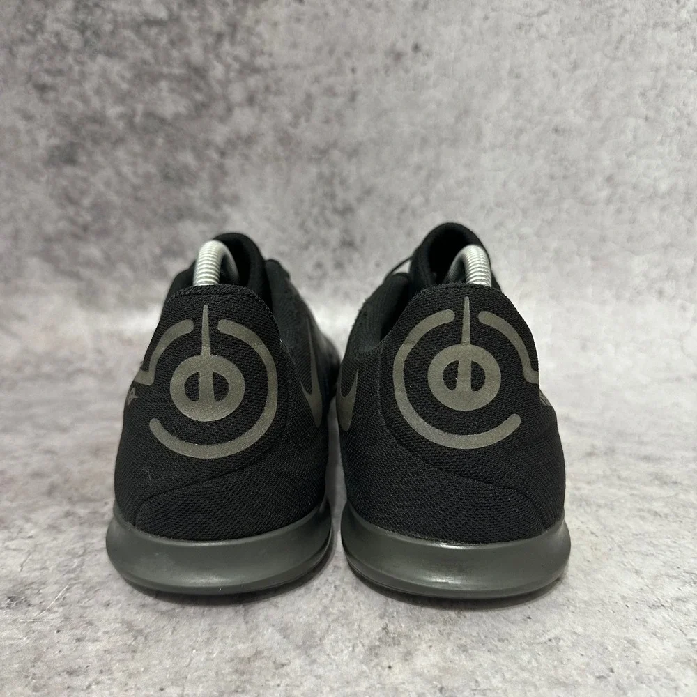Nike Tiempo Legend 9 Club IC Mens 10.5 Black Indoor Soccer Shoes DA1189-004